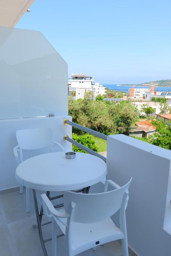Iljo Apartments Ксаміл Екстер'єр фото